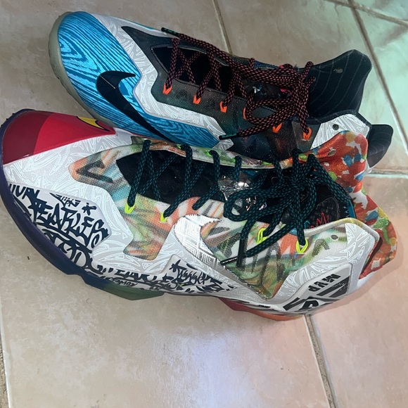 What The Lebron 11 (XI) - size 14 - multi color - Picture 3 of 8